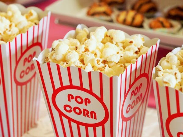 Les bienfaits savoureux du popcorn à découvrir absolument